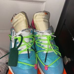 Meet your Posher, Tito